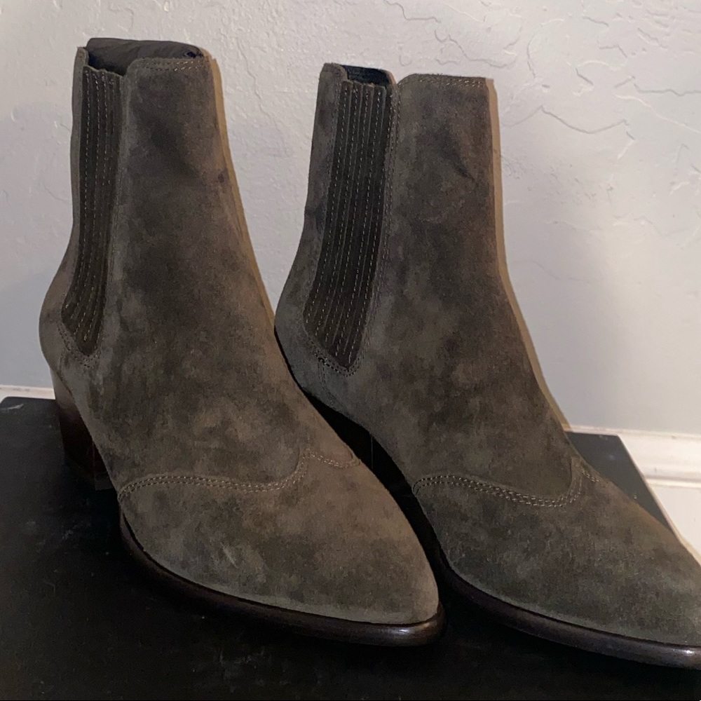 ASH Suede Healed Ankle Boots